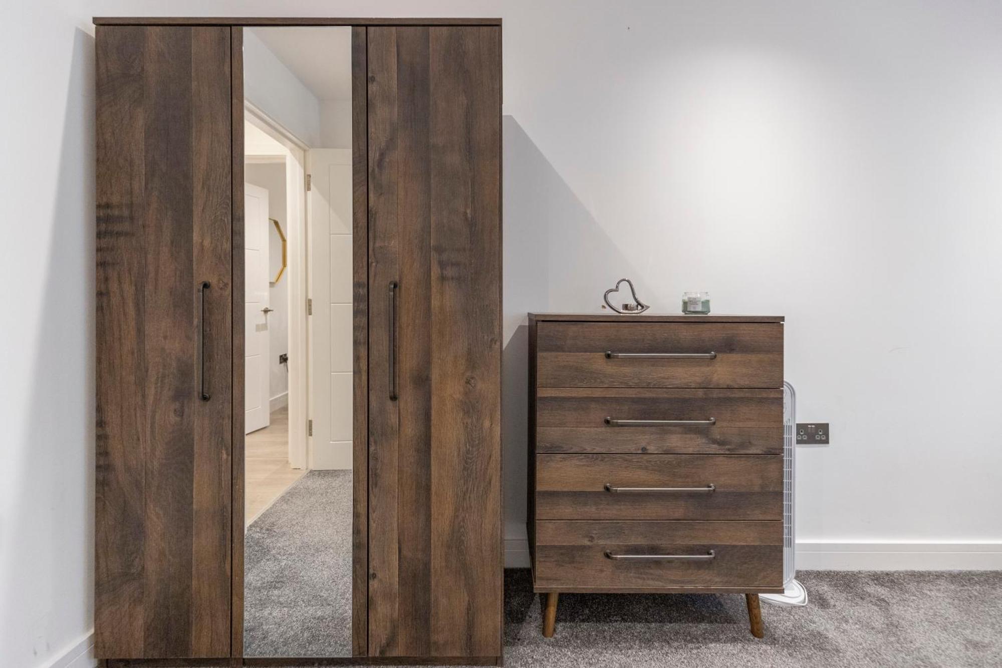 Spacious Luxury Apartment King Bed - Central Location Londen Buitenkant foto